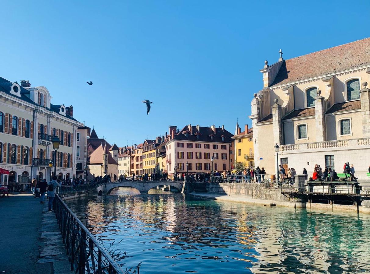 A La Belle Quatrieme Etoile Lägenhet Annecy Exteriör bild