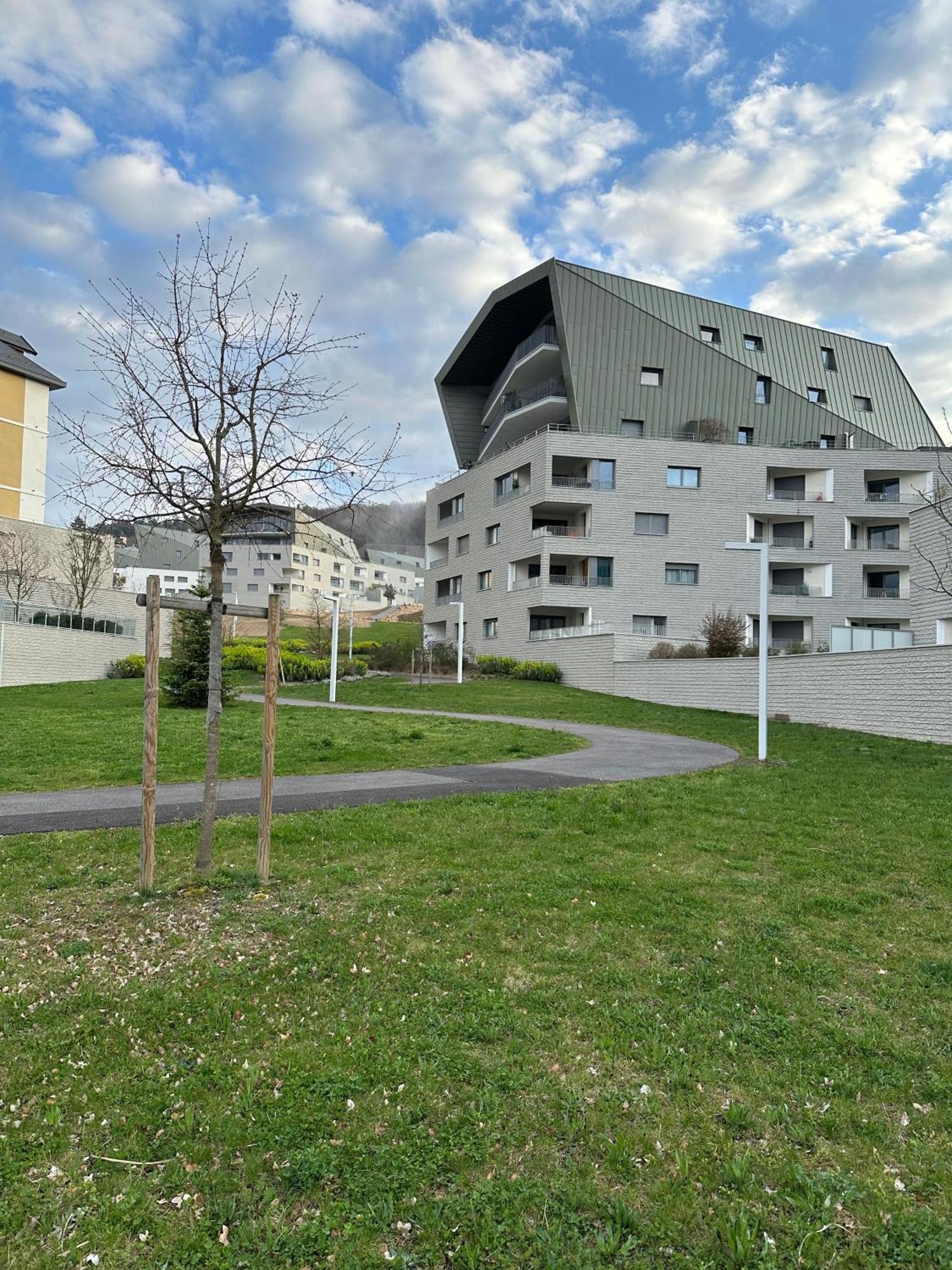 A La Belle Quatrieme Etoile Lägenhet Annecy Exteriör bild