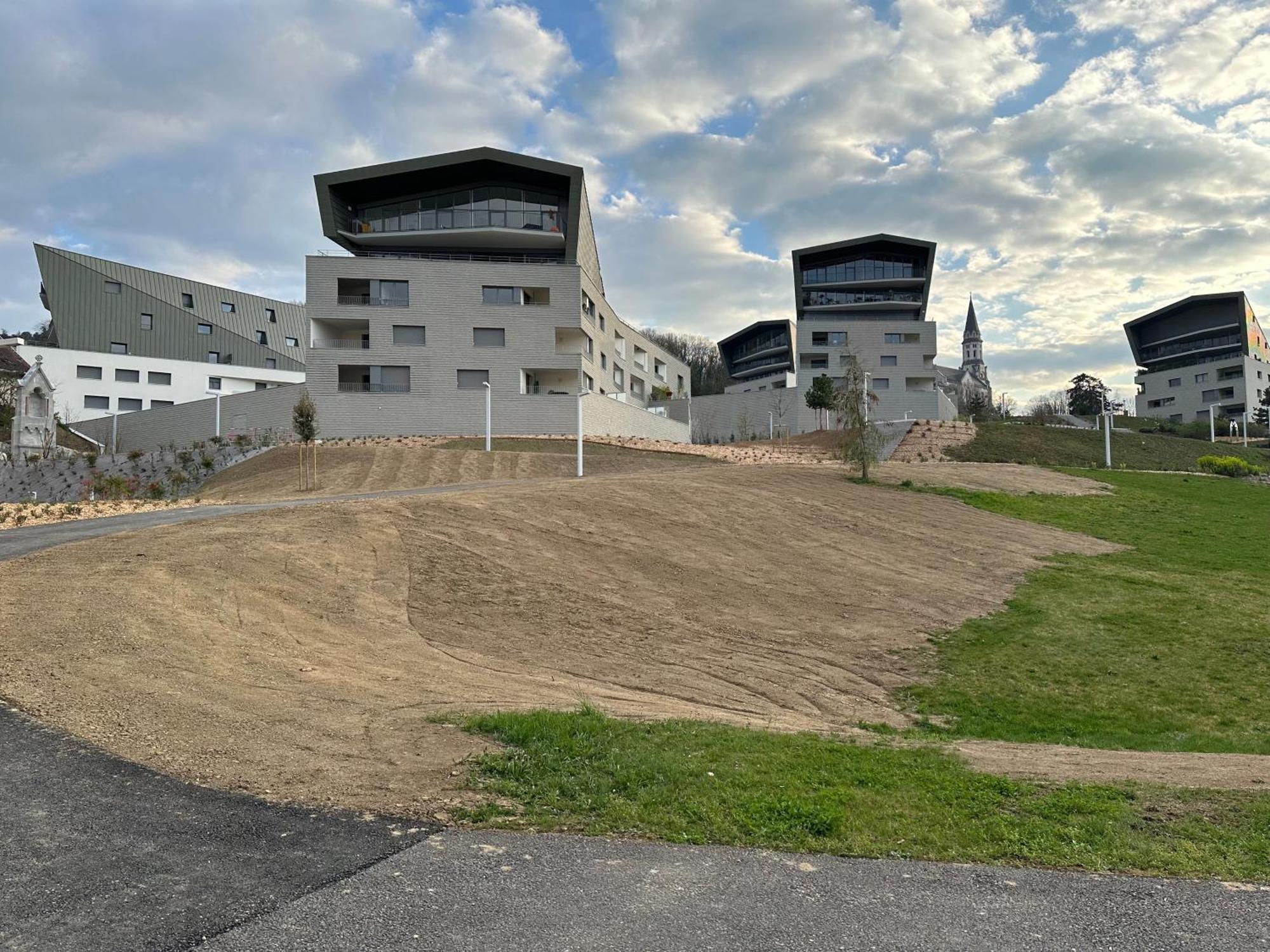 A La Belle Quatrieme Etoile Lägenhet Annecy Exteriör bild